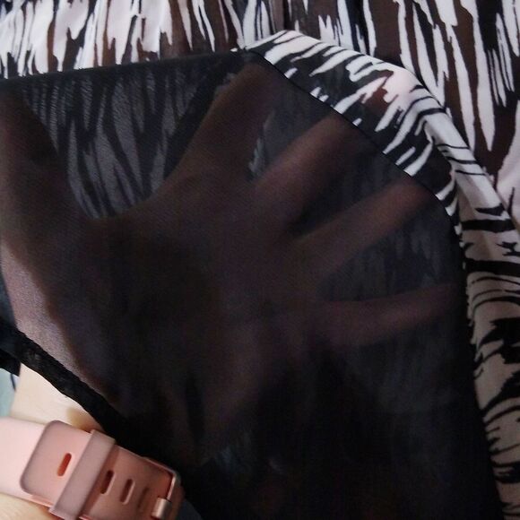 AB Studio Sheer Blouse with Elastic Neck and Sleeves Women's Size Small - Picture 3 of 8